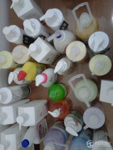 优质正版港货日用品与国产清洁用品批发零售，竭诚为您服务